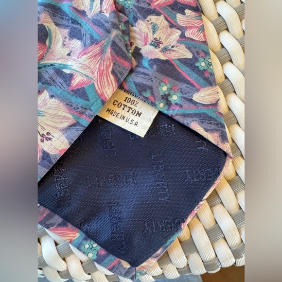 Liberty of London Vintage 100% Cotton Tie - Picture 5 of 5